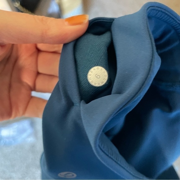 Lululemon Blue Mesh‎ High Rise Crop Leggings - Picture 9 of 11